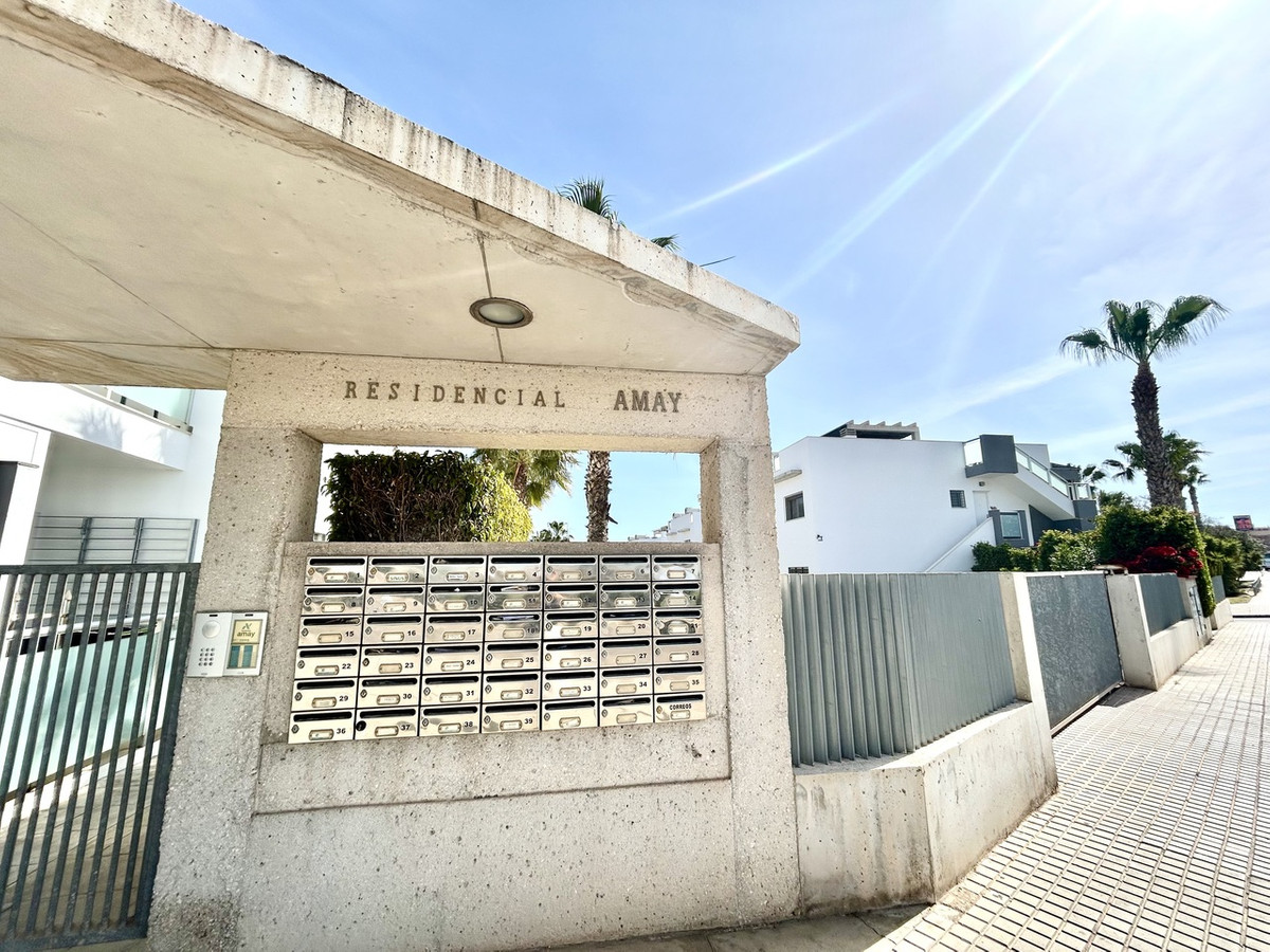 2 Bed Apartment for sale in Punta Prima Costa Blanca, Alicante, Spain