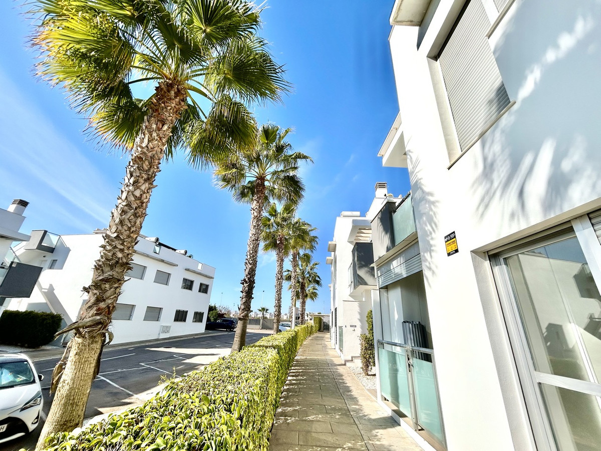 2 Bed Apartment for sale in Punta Prima Costa Blanca, Alicante, Spain