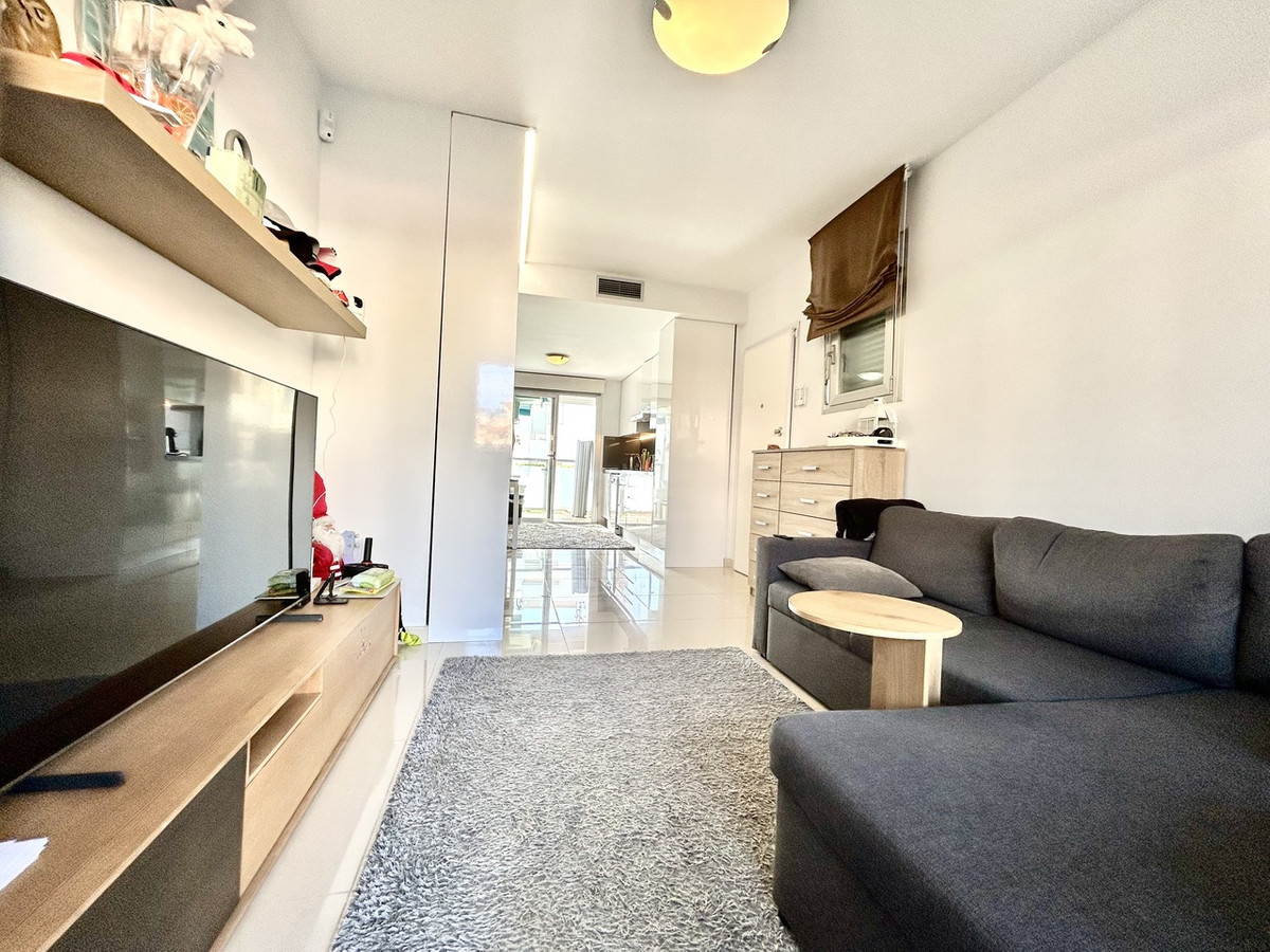 2 Bed Apartment for sale in Punta Prima Costa Blanca, Alicante, Spain