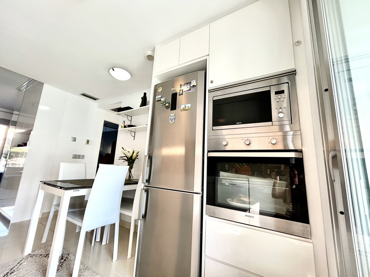 2 Bed Apartment for sale in Punta Prima Costa Blanca, Alicante, Spain