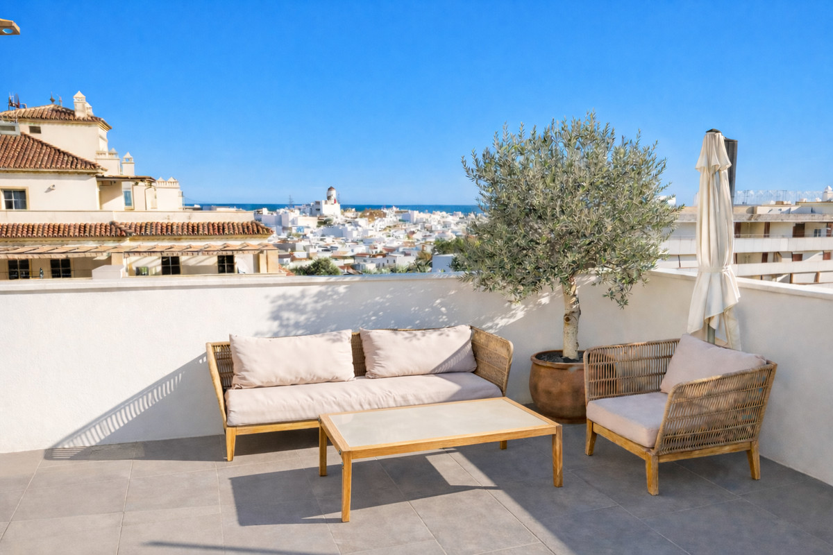 Se vende Ático de 2 dormitorios en Costa Del Sol, Málaga, España