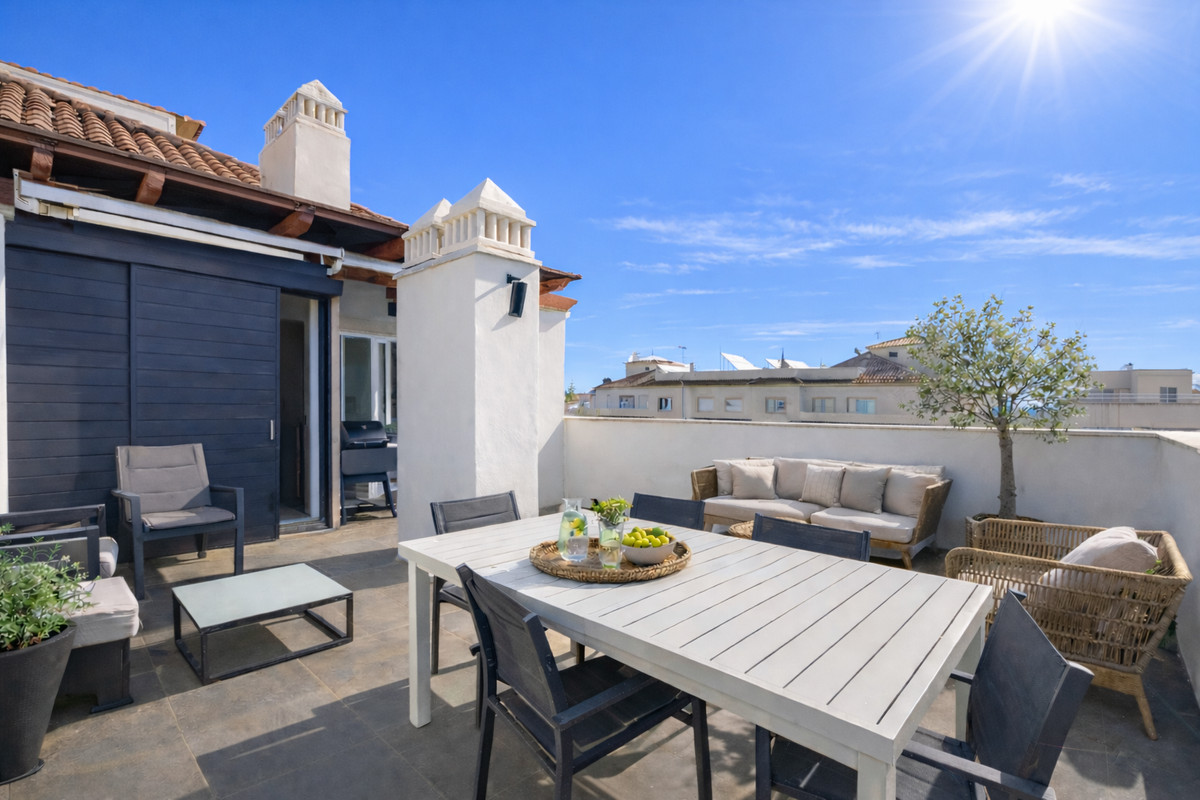 Se vende Ático de 2 dormitorios en Costa Del Sol, Málaga, España