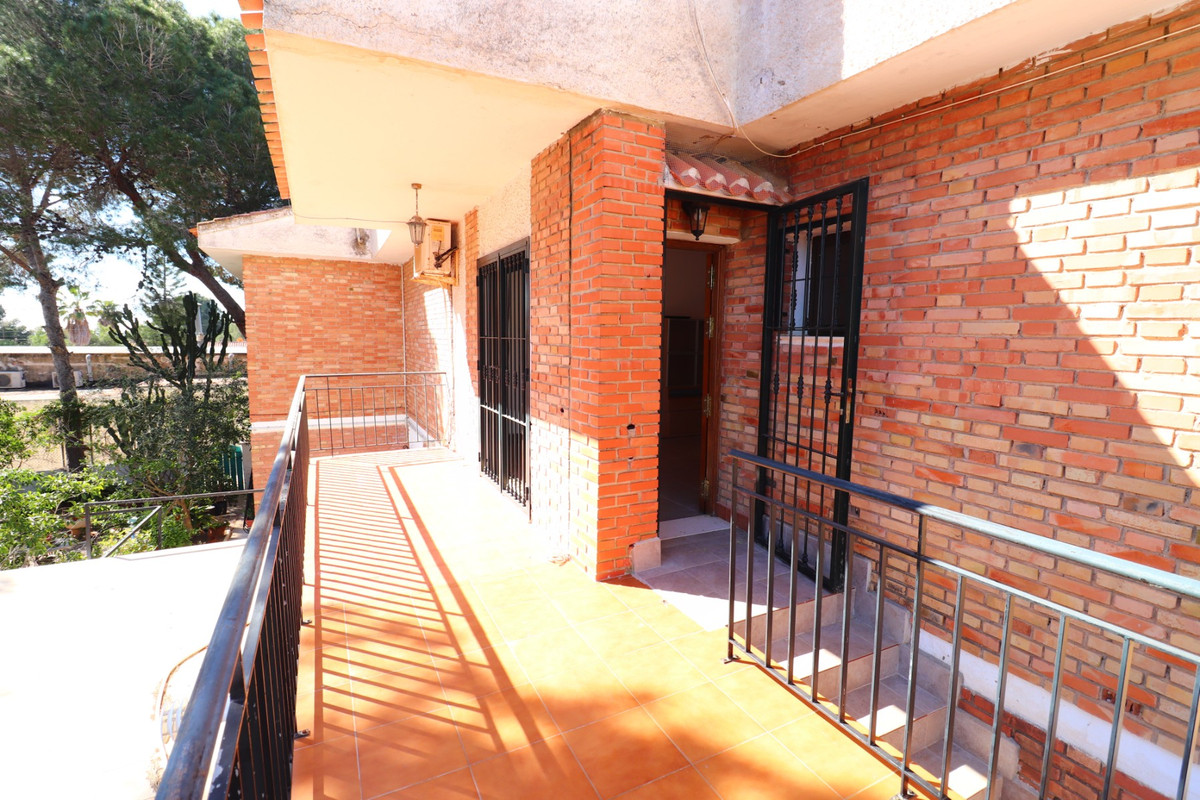 3 Bed Apartment for sale in Pinar De Campoverde Costa Blanca, Alicante, Spain