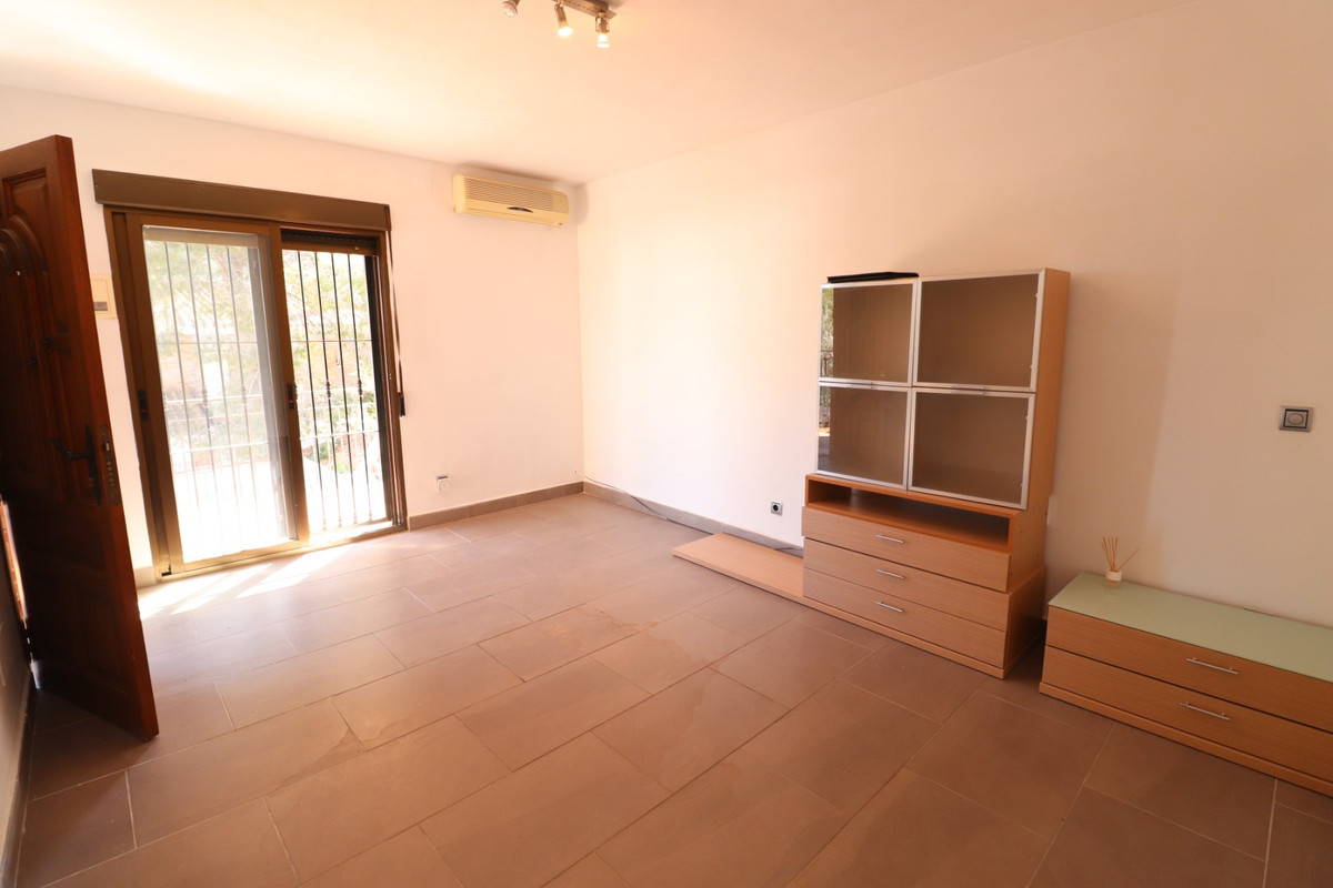 3 Bed Apartment for sale in Pinar De Campoverde Costa Blanca, Alicante, Spain