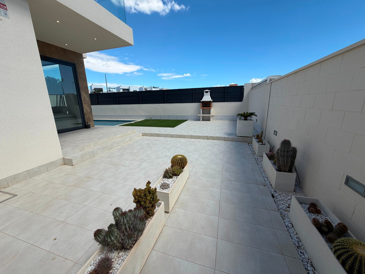 3 Bed Townhouse for sale in Ciudad Quesada Costa Blanca, Alicante, Spain