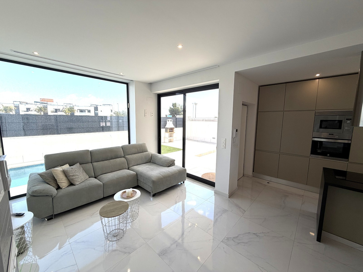 3 Bed Townhouse for sale in Ciudad Quesada Costa Blanca, Alicante, Spain