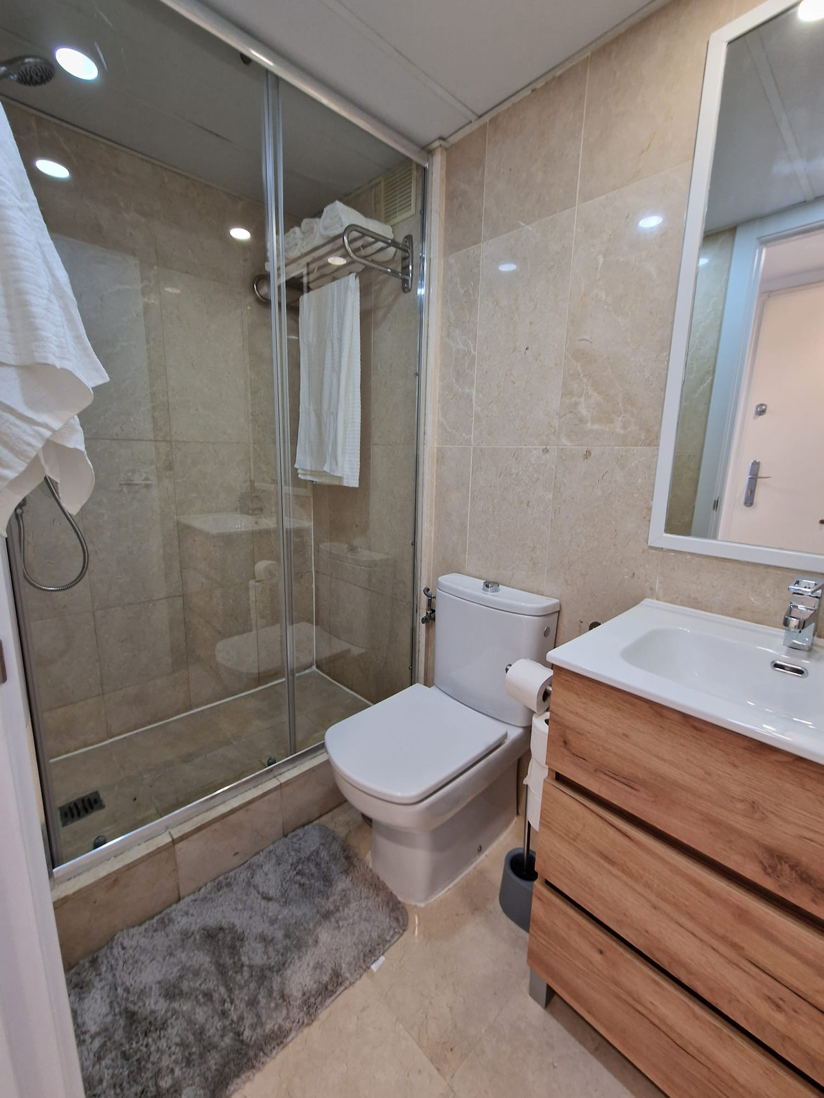 1 Bed Apartment for sale in Benalmadena Costa Costa Del Sol, Málaga, Spain