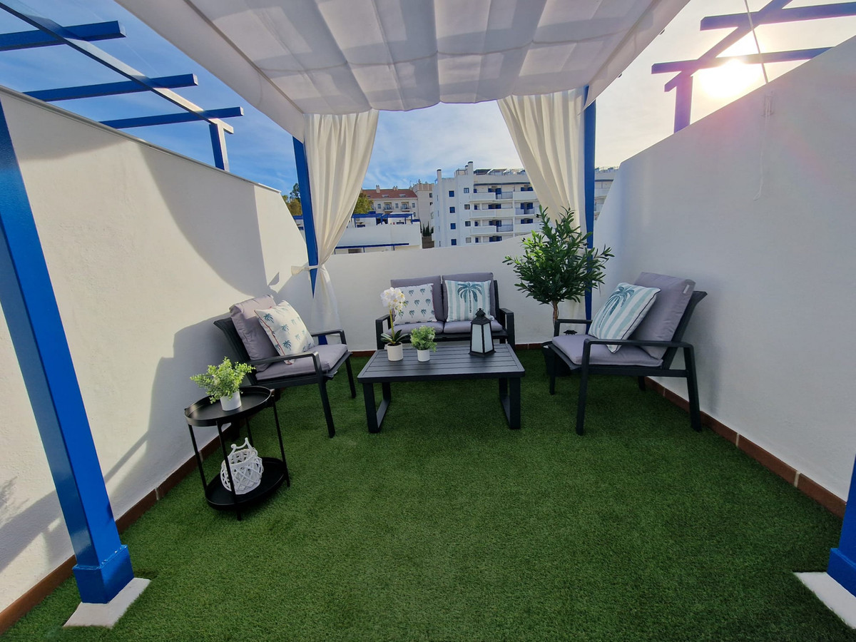 1 Bed Apartment for sale in Benalmadena Costa Costa Del Sol, Málaga, Spain