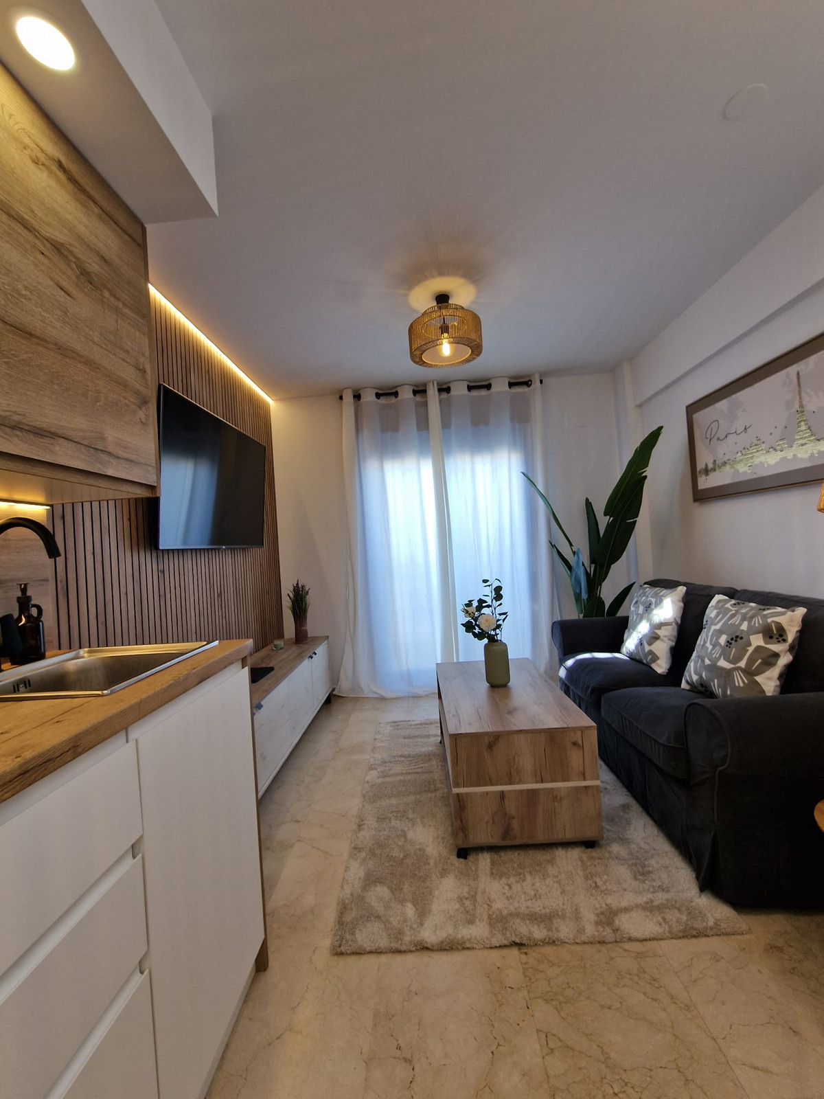 1 Bed Apartment for sale in Benalmadena Costa Costa Del Sol, Málaga, Spain