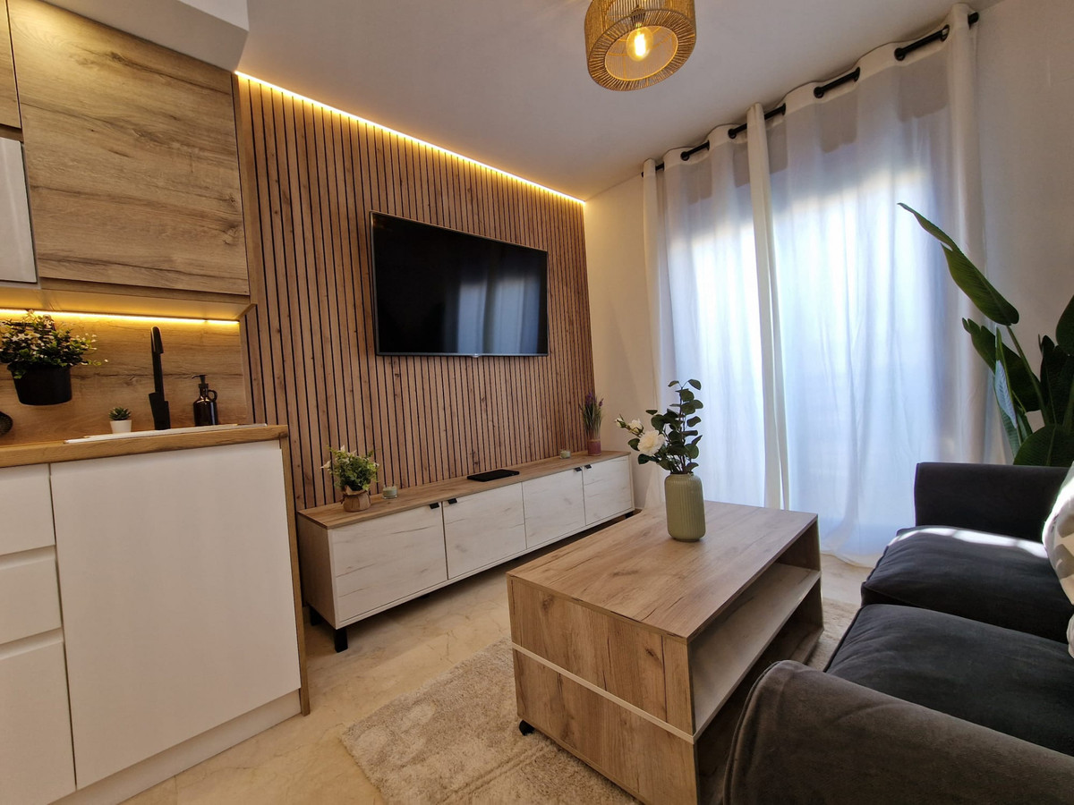 1 Bed Apartment for sale in Benalmadena Costa Costa Del Sol, Málaga, Spain