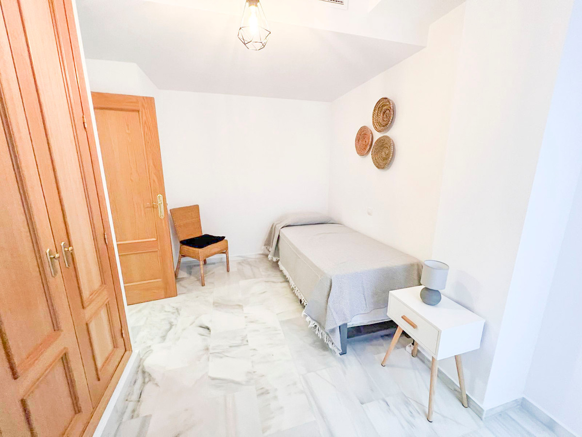 Se vende Apartamento Planta Media de 3 dormitorios en Costa Blanca, Alicante, España