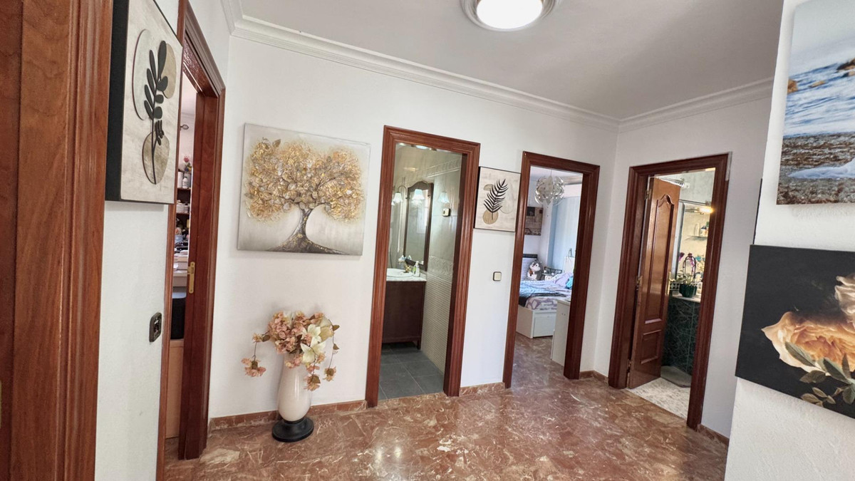 5 Bed Townhouse for sale in Alhaurín De La Torre Costa Del Sol, Málaga, Spain