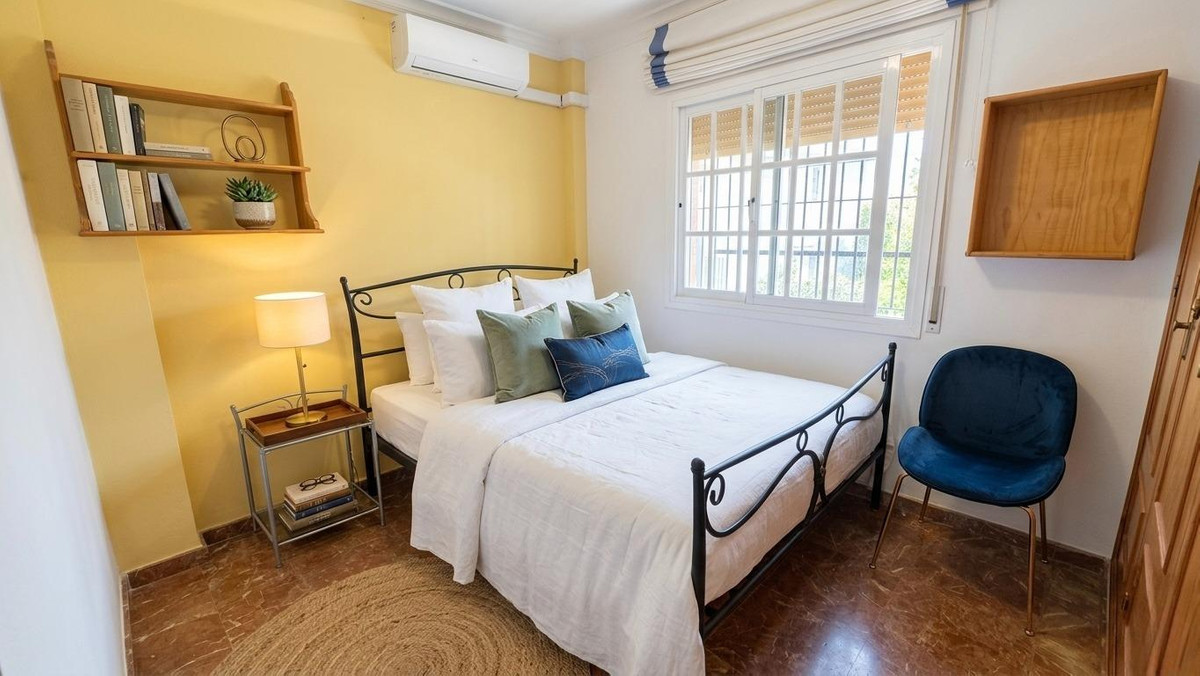 5 Bed Townhouse for sale in Alhaurín De La Torre Costa Del Sol, Málaga, Spain