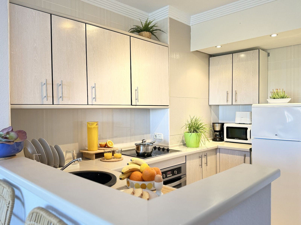 1 Bed Apartment for sale in Benalmadena Costa Del Sol, Málaga, Spain