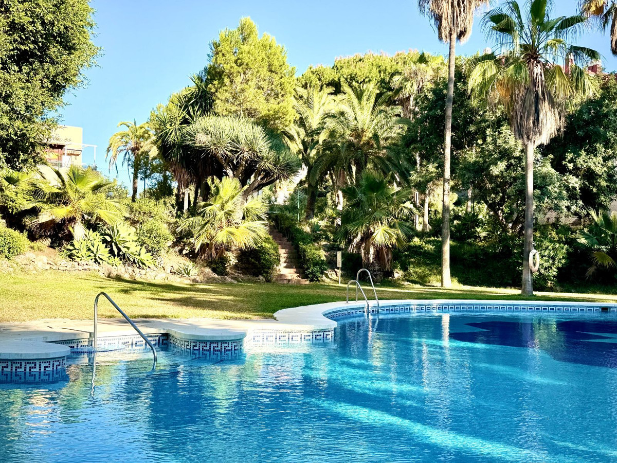 1 Bed Apartment for sale in Benalmadena Costa Del Sol, Málaga, Spain