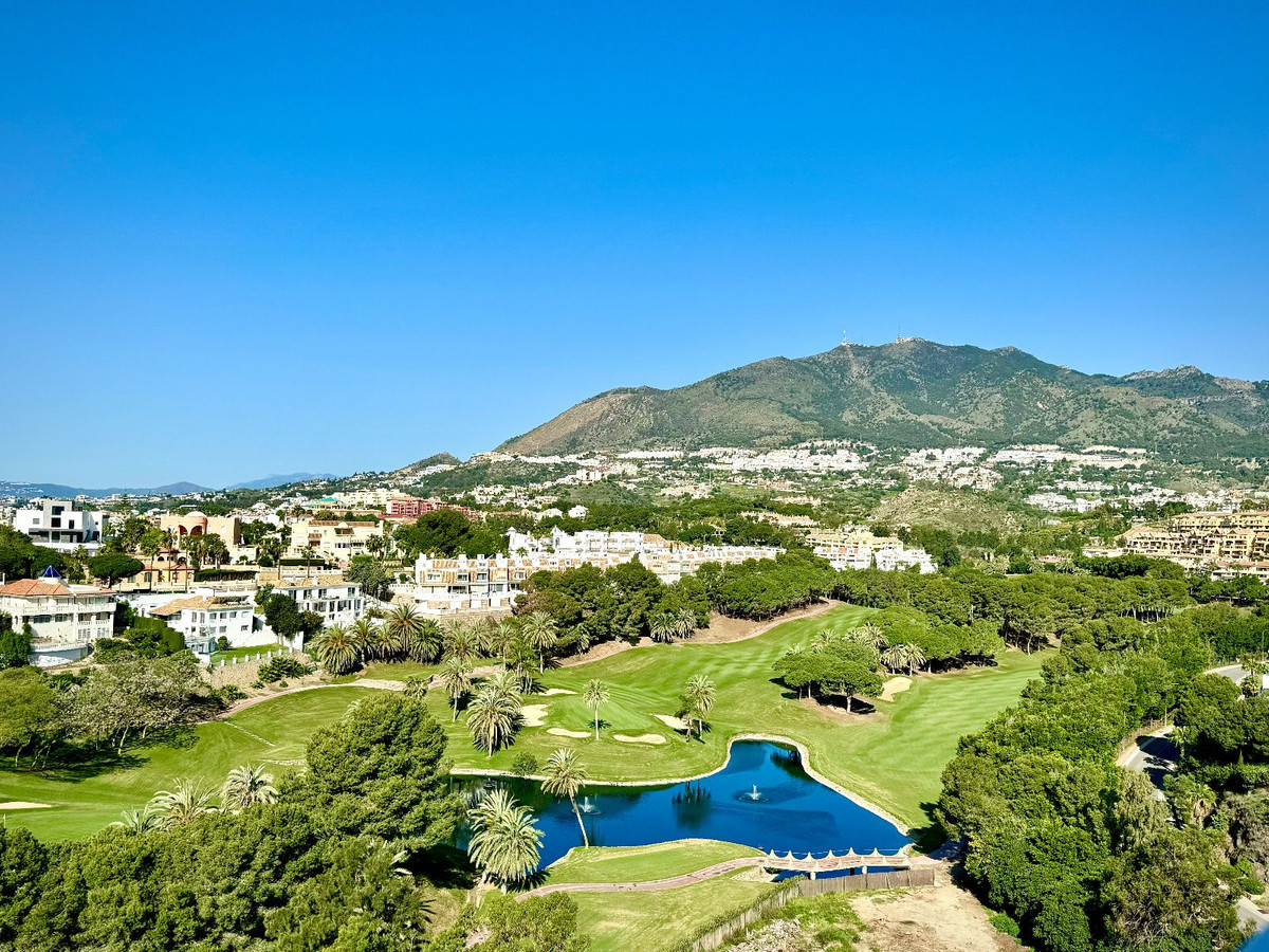1 Bed Apartment for sale in Benalmadena Costa Del Sol, Málaga, Spain