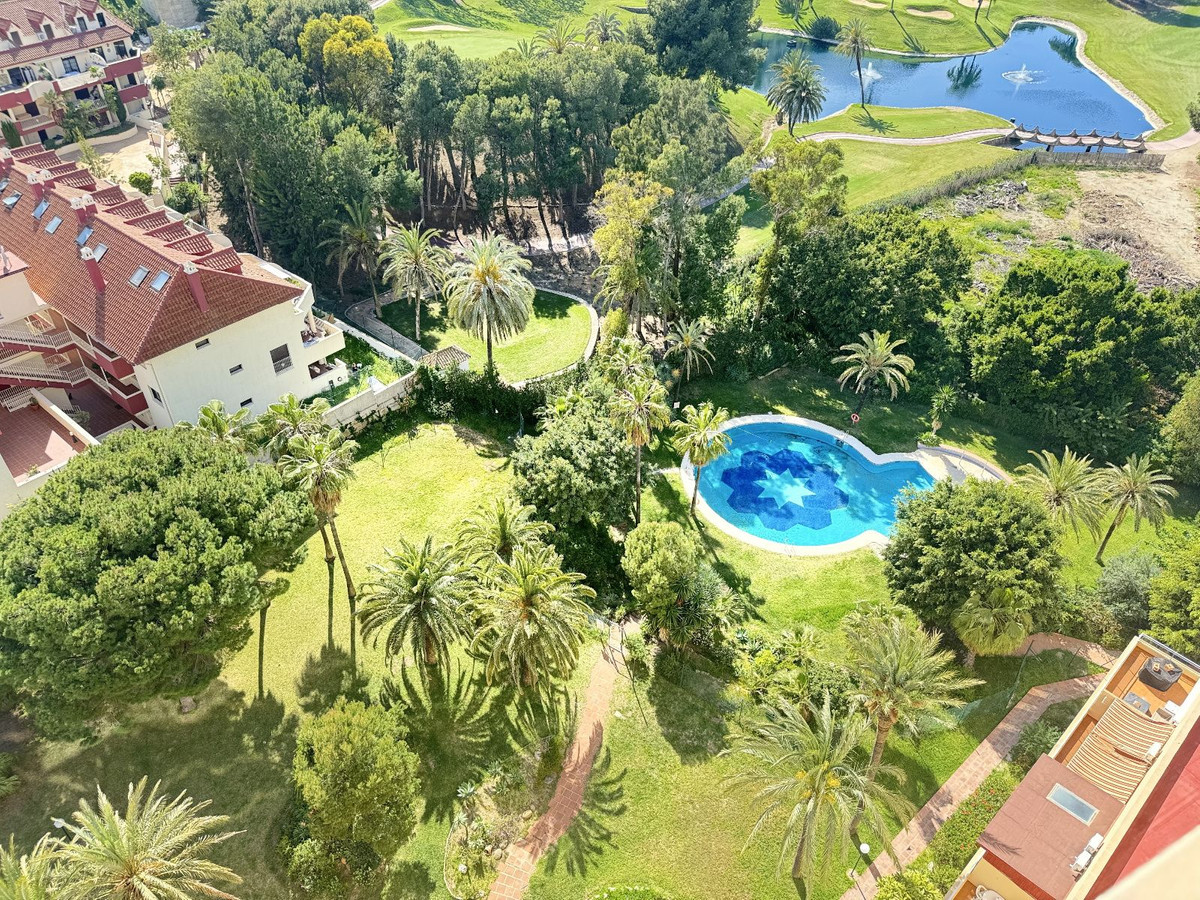1 Bed Apartment for sale in Benalmadena Costa Del Sol, Málaga, Spain