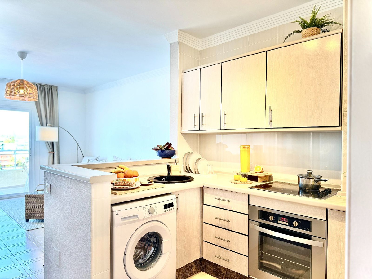 1 Bed Apartment for sale in Benalmadena Costa Del Sol, Málaga, Spain