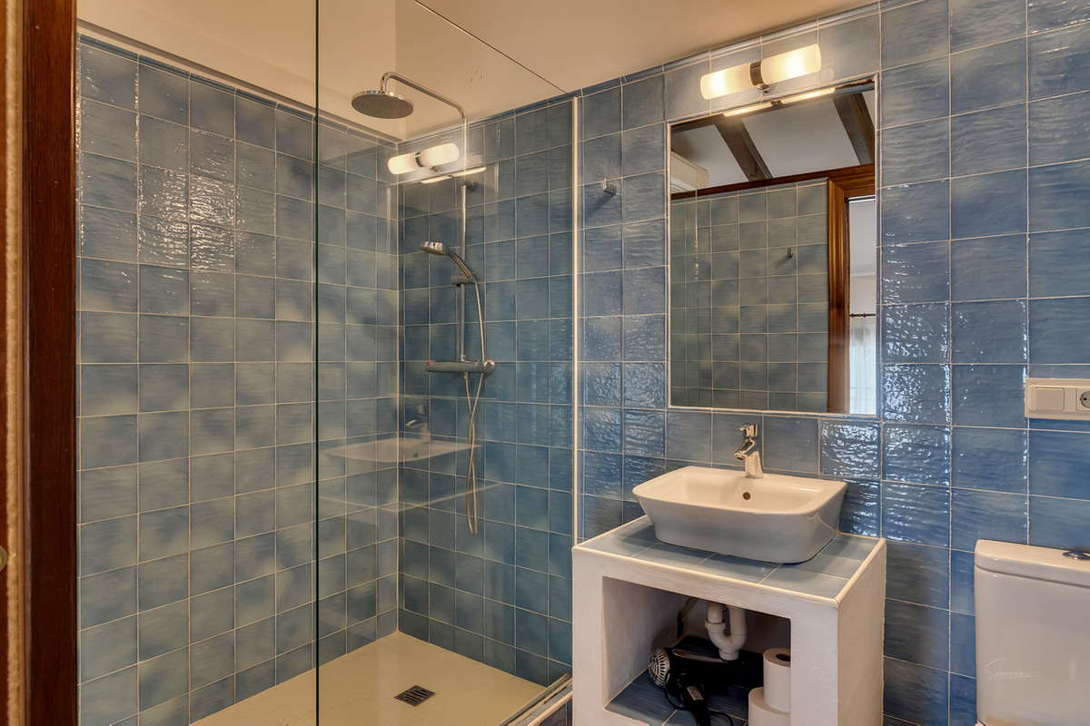 Se vende Adosada de 5 dormitorios en Costa Blanca, Alicante, España