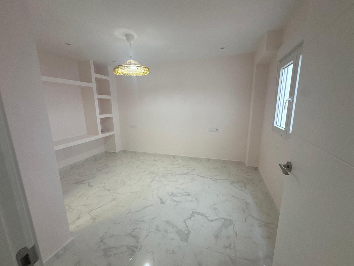 3 Bed Apartment for sale in Torrevieja Costa Blanca, Alicante, Spain