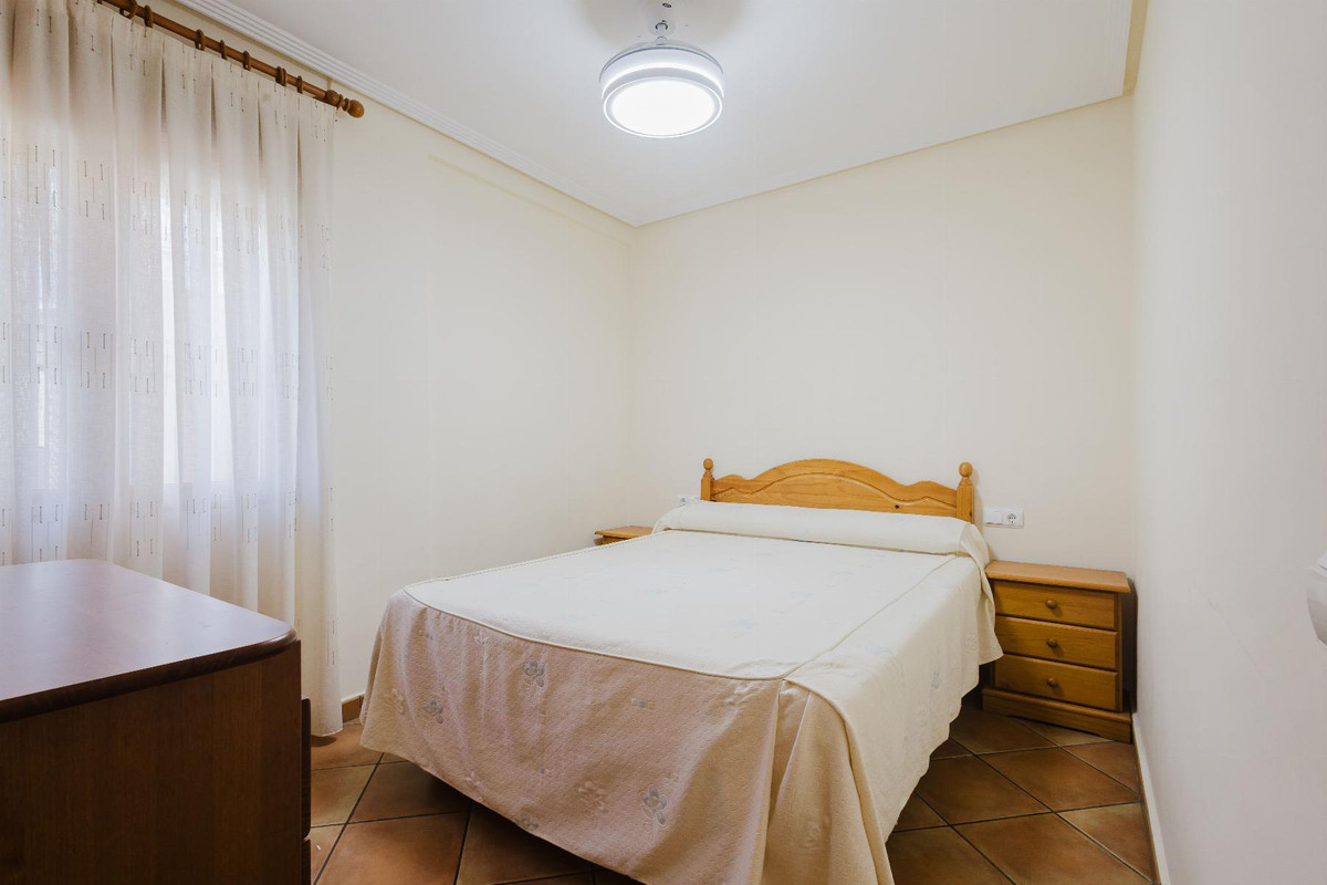 Se vende Bungalow de 3 dormitorios en Costa Blanca, Alicante, España