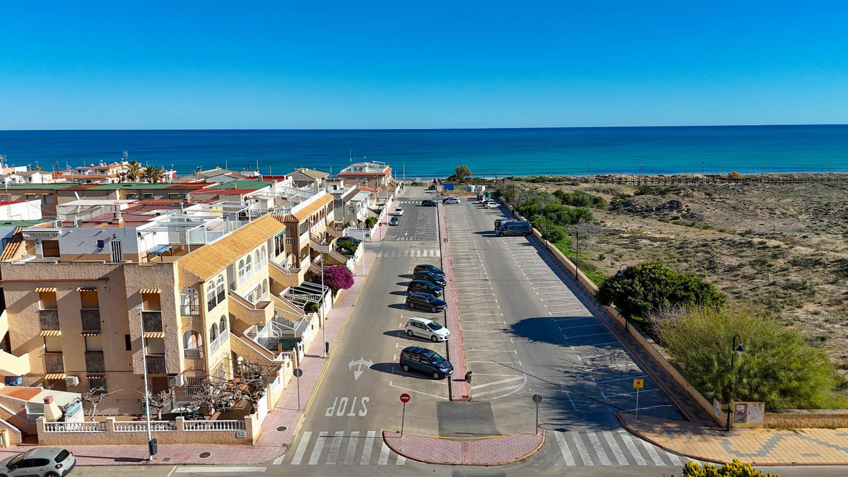 Se vende Bungalow de 3 dormitorios en Costa Blanca, Alicante, España