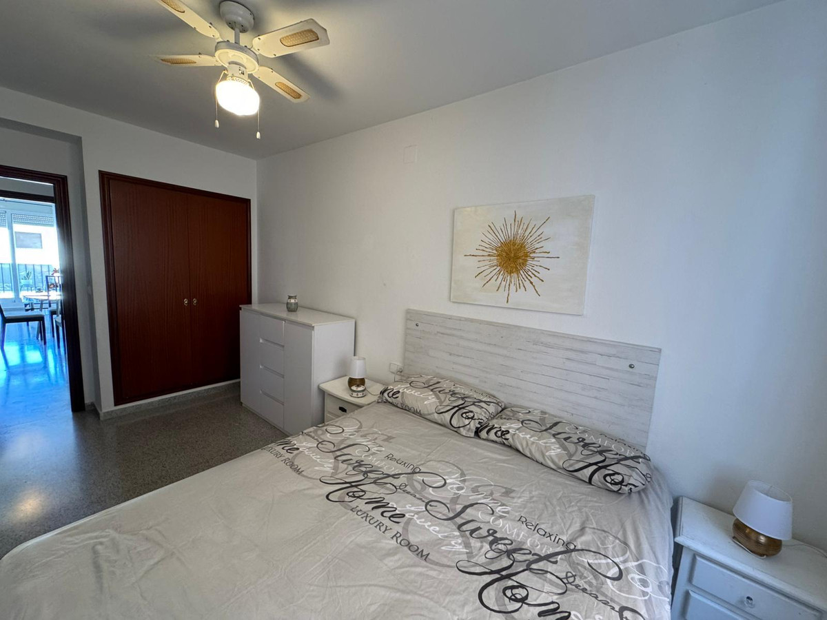 Se vende Apartamento Planta Media de 3 dormitorios en Costa Blanca, Alicante, España