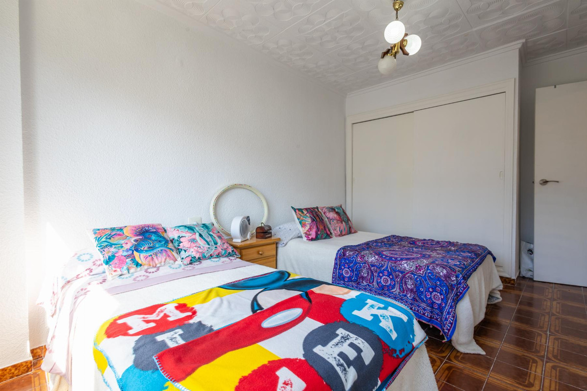 Se vende Apartamento Planta Media de 2 dormitorios en Costa Blanca, Alicante, España