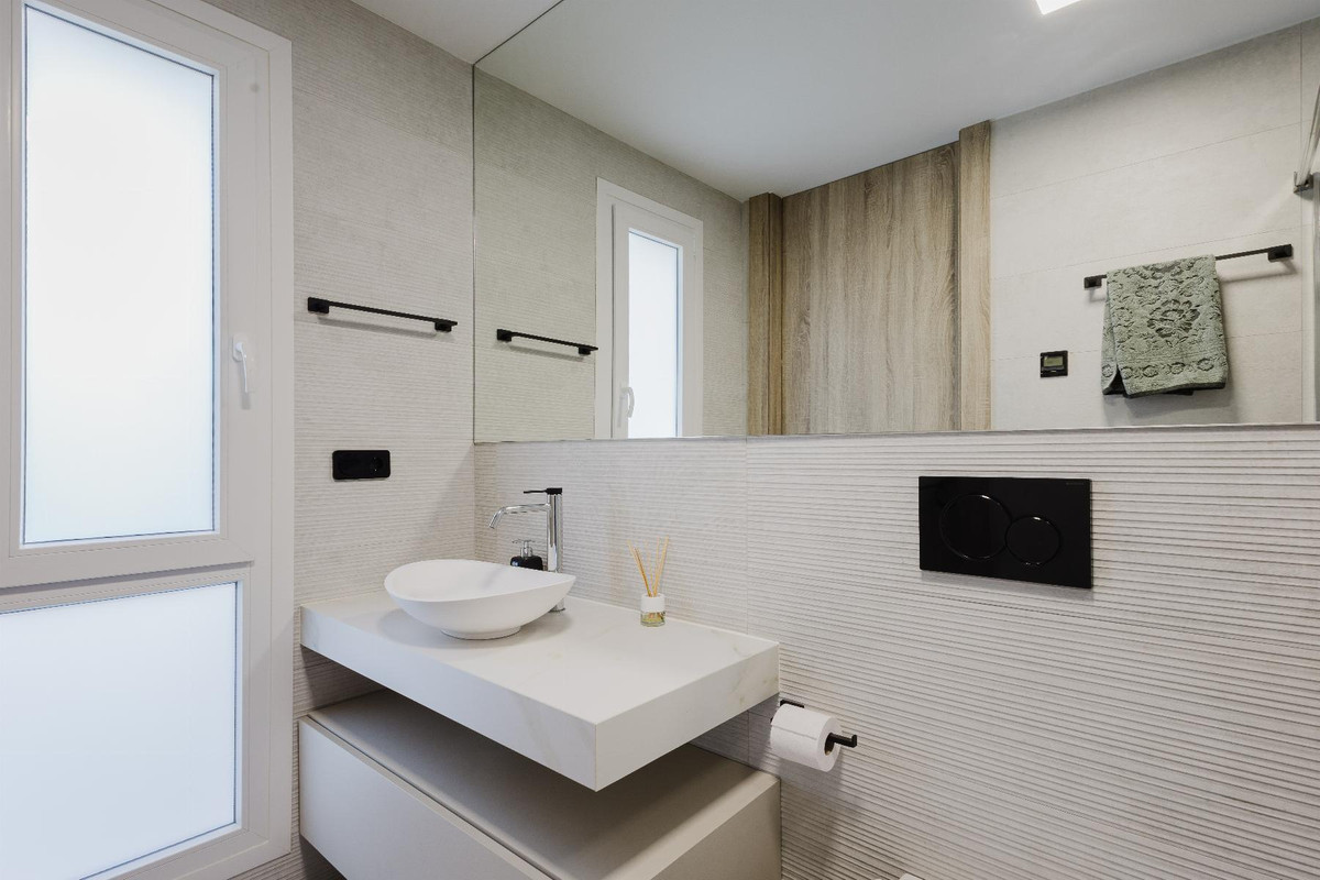 4 Bed Townhouse for sale in Algorfa Costa Blanca, Alicante, Spain