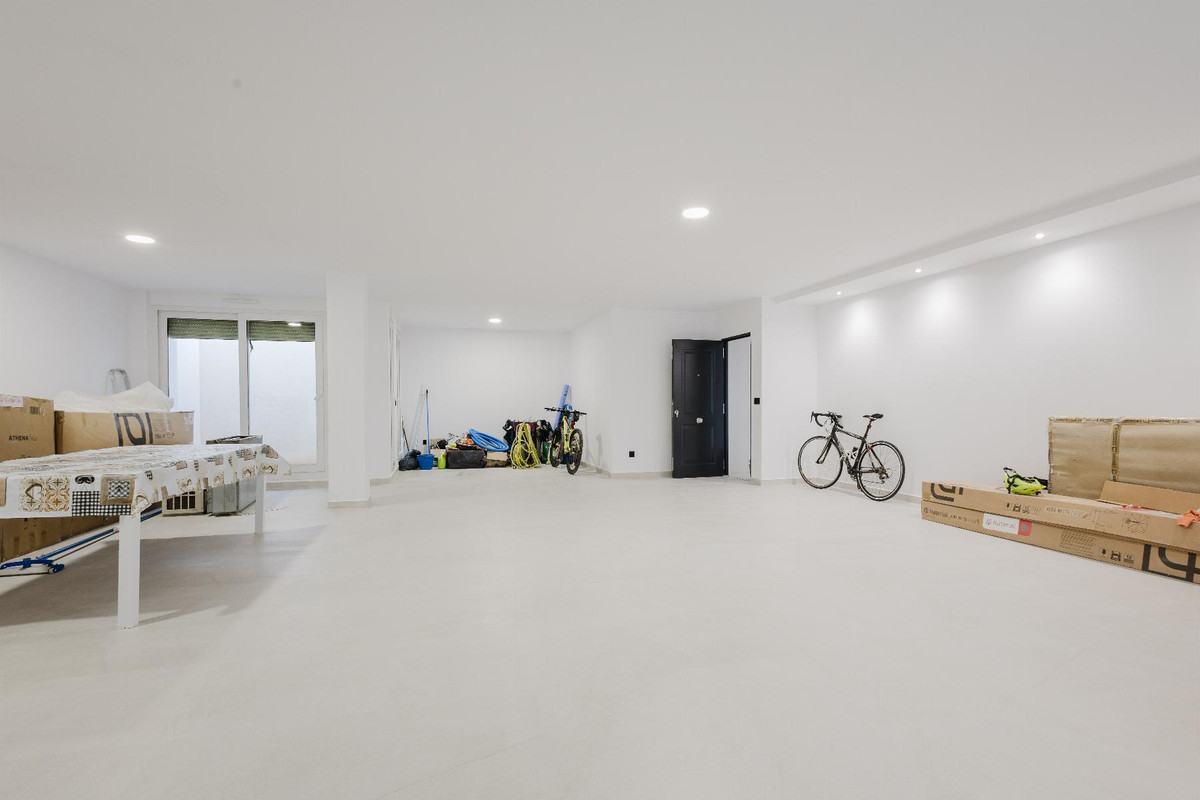 4 Bed Townhouse for sale in Algorfa Costa Blanca, Alicante, Spain
