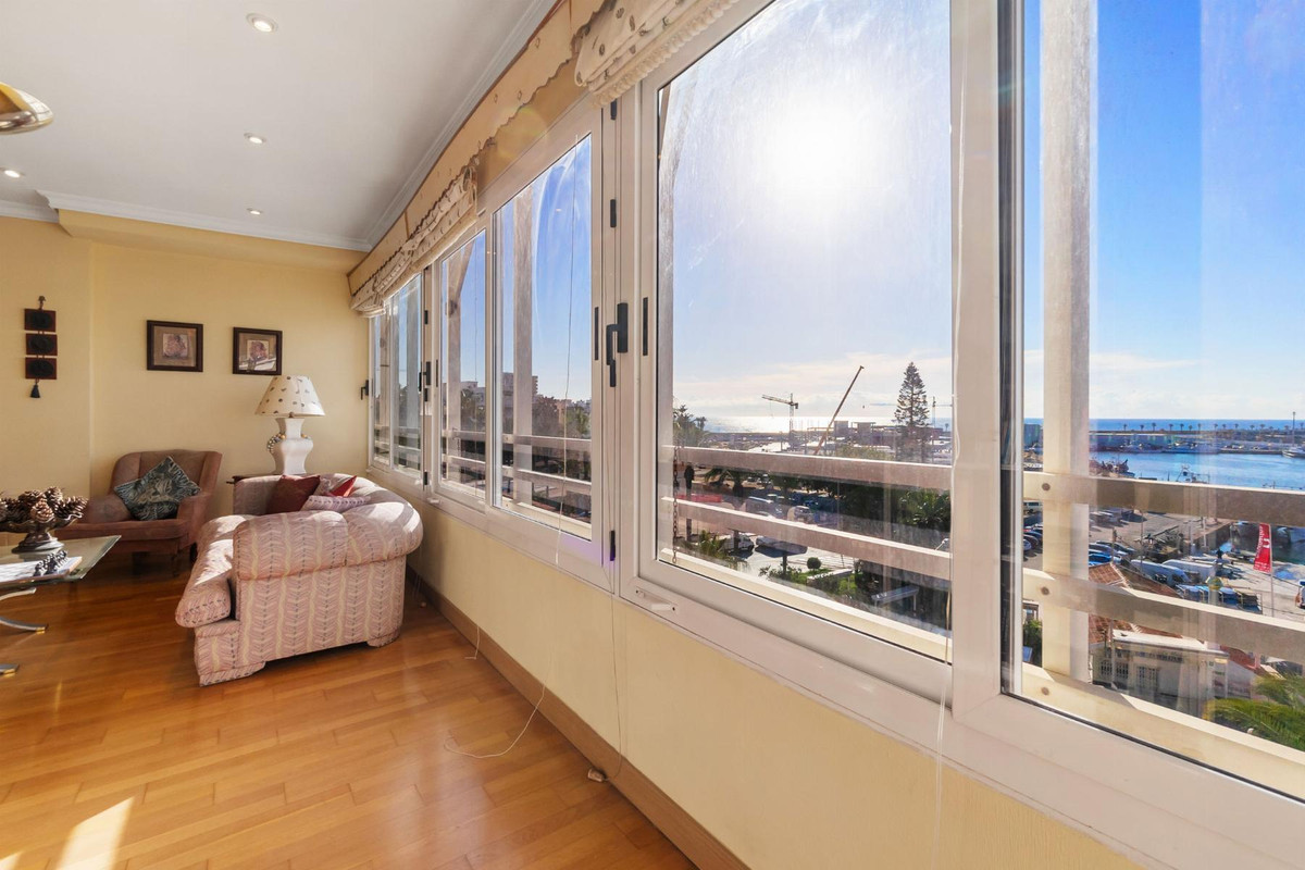 Se vende Apartamento Planta Media de 4 dormitorios en Costa Blanca, Alicante, España