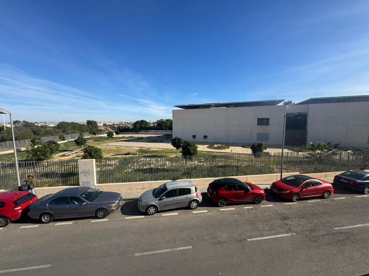 Se vende Apartamento Planta Baja de 2 dormitorios en Costa Blanca, Alicante, España