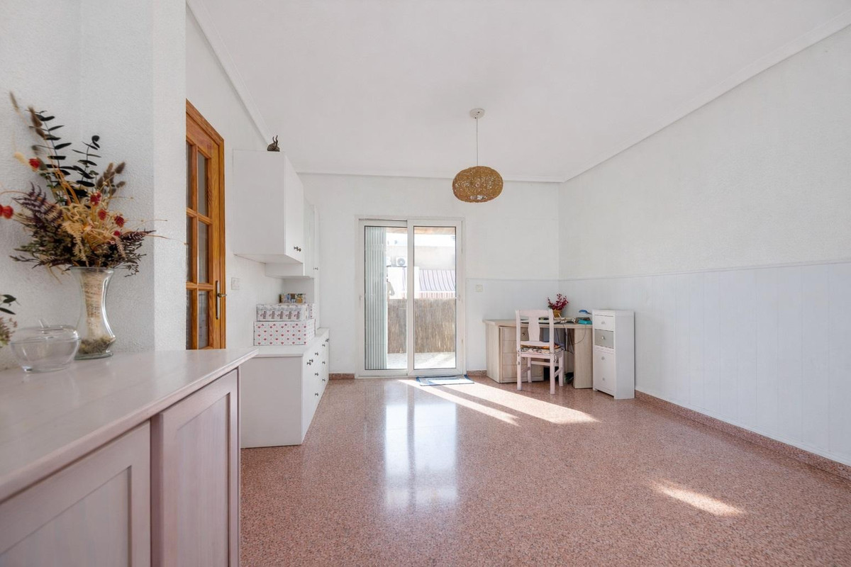 Se vende Ático de 2 dormitorios en Costa Blanca, Alicante, España