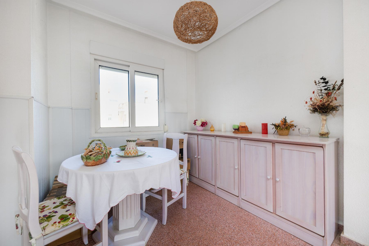 Se vende Ático de 2 dormitorios en Costa Blanca, Alicante, España
