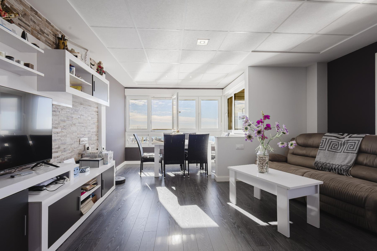 Se vende Apartamento Planta Media de 3 dormitorios en Costa Blanca, Alicante, España