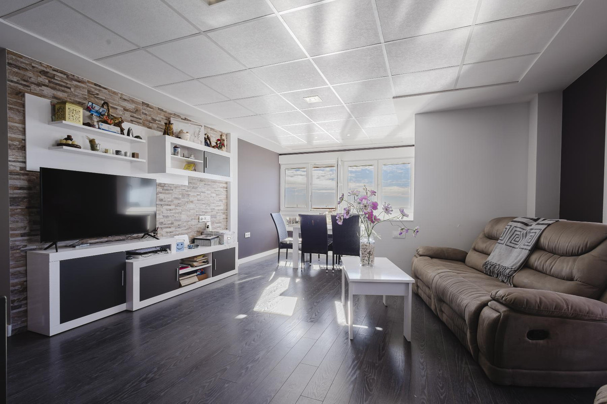 Se vende Apartamento Planta Media de 3 dormitorios en Costa Blanca, Alicante, España