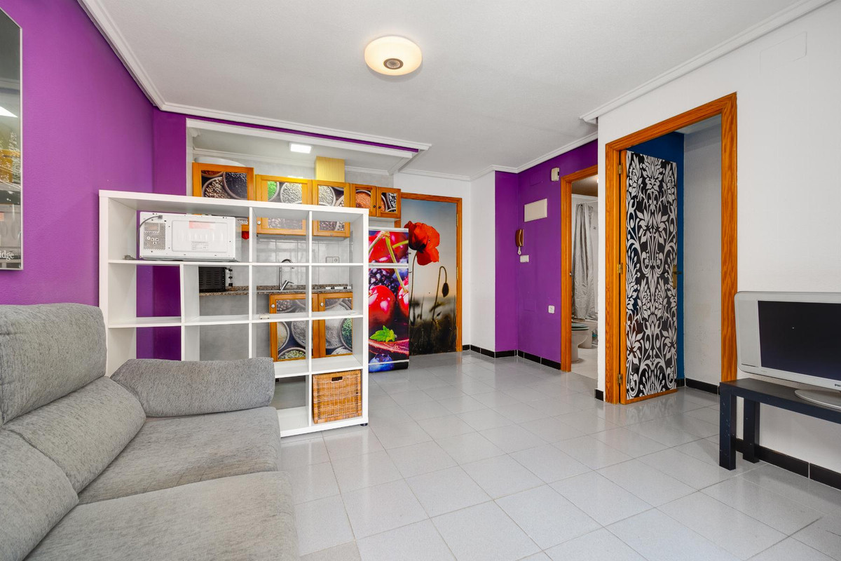 Se vende Apartamento Planta Media de 1 dormitorios en Costa Blanca, Alicante, España