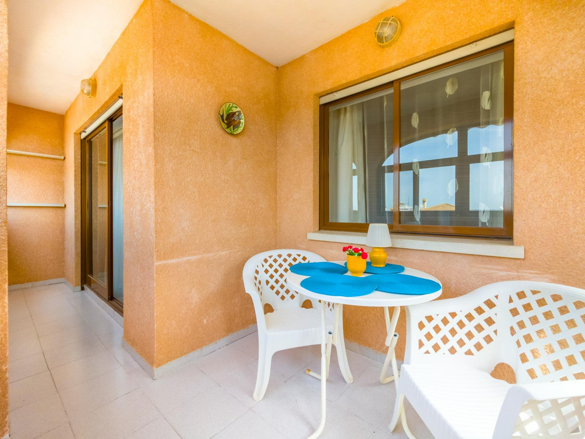 Se vende Apartamento Planta Media de 1 dormitorios en Costa Blanca, Alicante, España