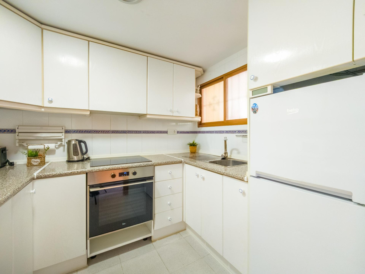 Se vende Apartamento Planta Media de 1 dormitorios en Costa Blanca, Alicante, España