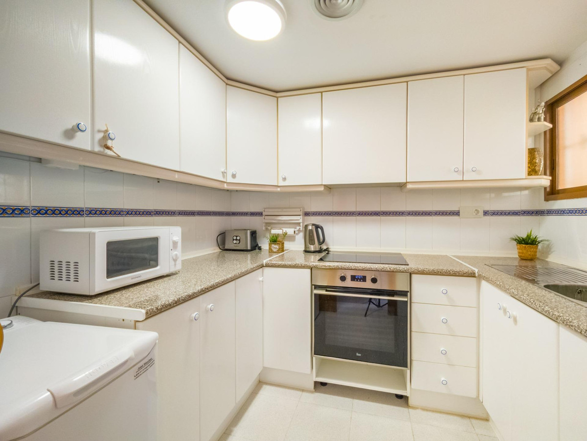 Se vende Apartamento Planta Media de 1 dormitorios en Costa Blanca, Alicante, España