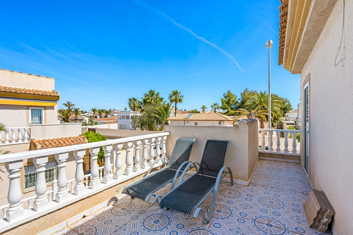 3 Bed Townhouse for sale in Ciudad Quesada Costa Blanca, Alicante, Spain