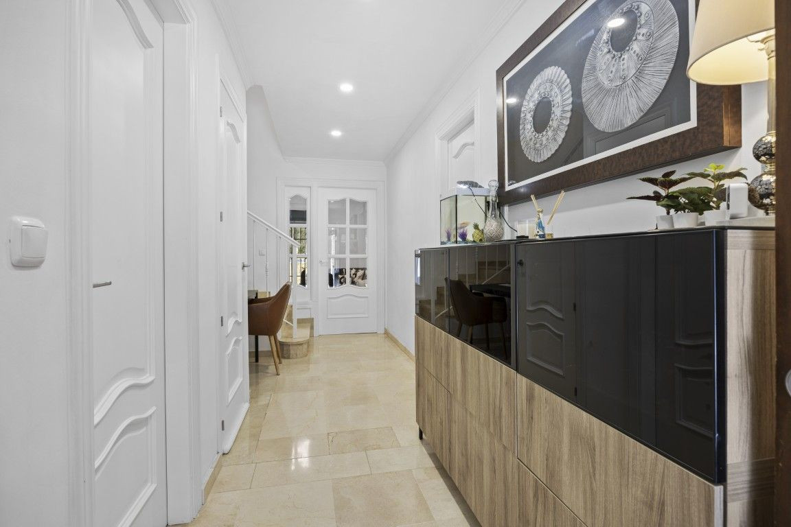 3 Bed Townhouse for sale in Nagüeles Costa Del Sol, Málaga, Spain