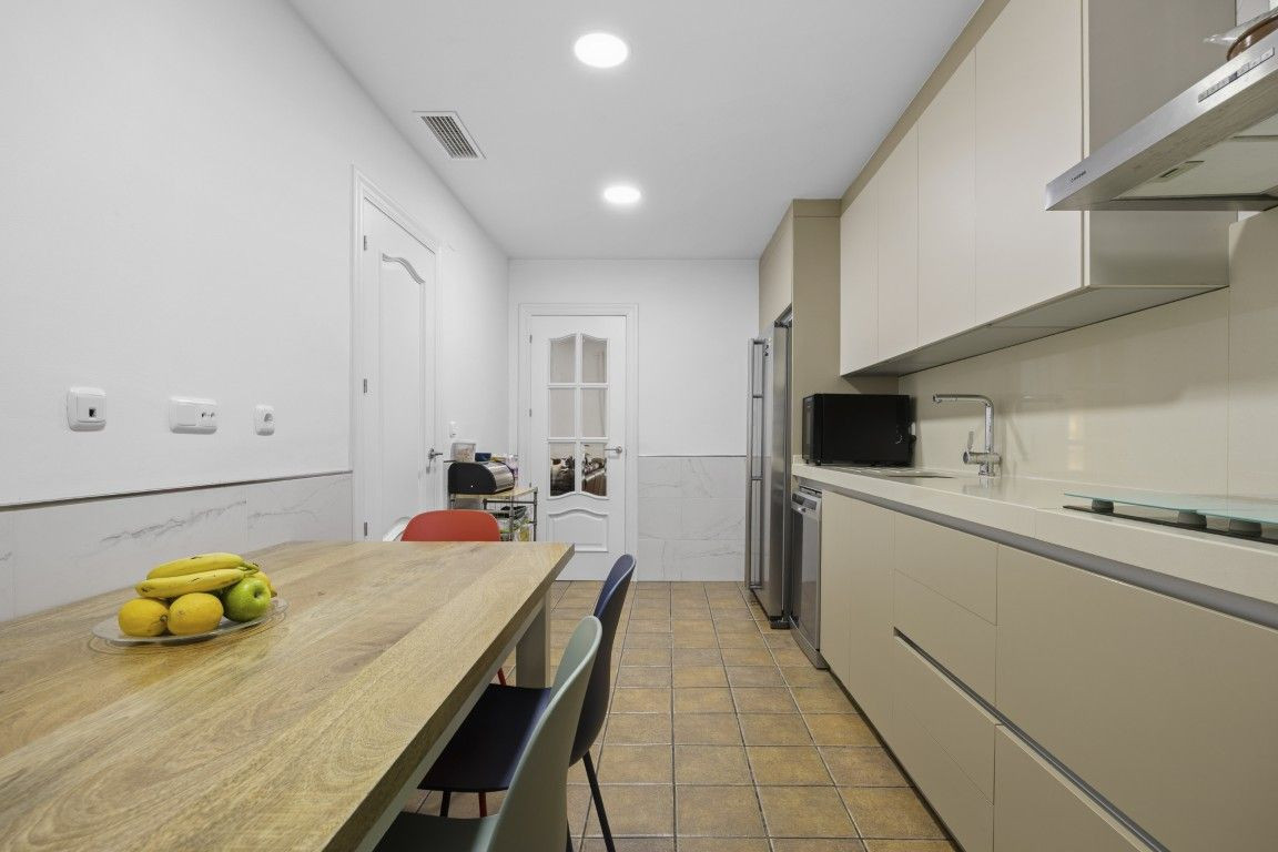 3 Bed Townhouse for sale in Nagüeles Costa Del Sol, Málaga, Spain