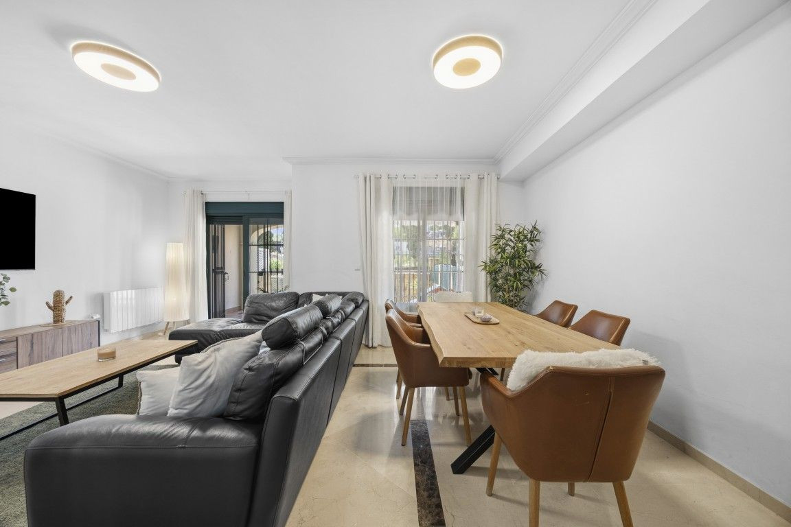 3 Bed Townhouse for sale in Nagüeles Costa Del Sol, Málaga, Spain