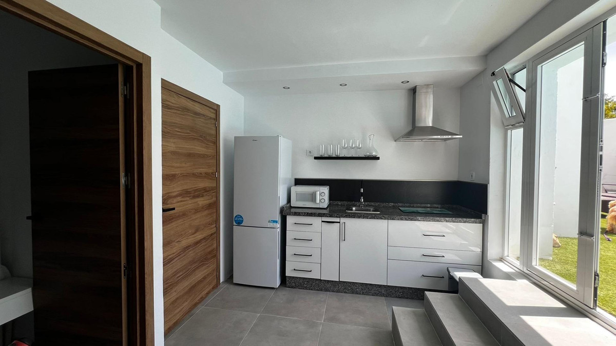 Se vende Villa - Chalet de 3 dormitorios en Costa Del Sol, Málaga, España