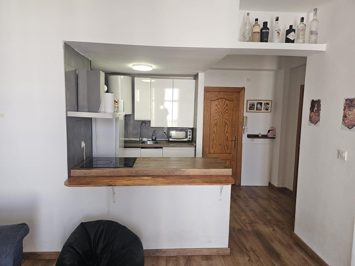 Se vende Apartamento Planta Media de 2 dormitorios en Costa Del Sol, Málaga, España