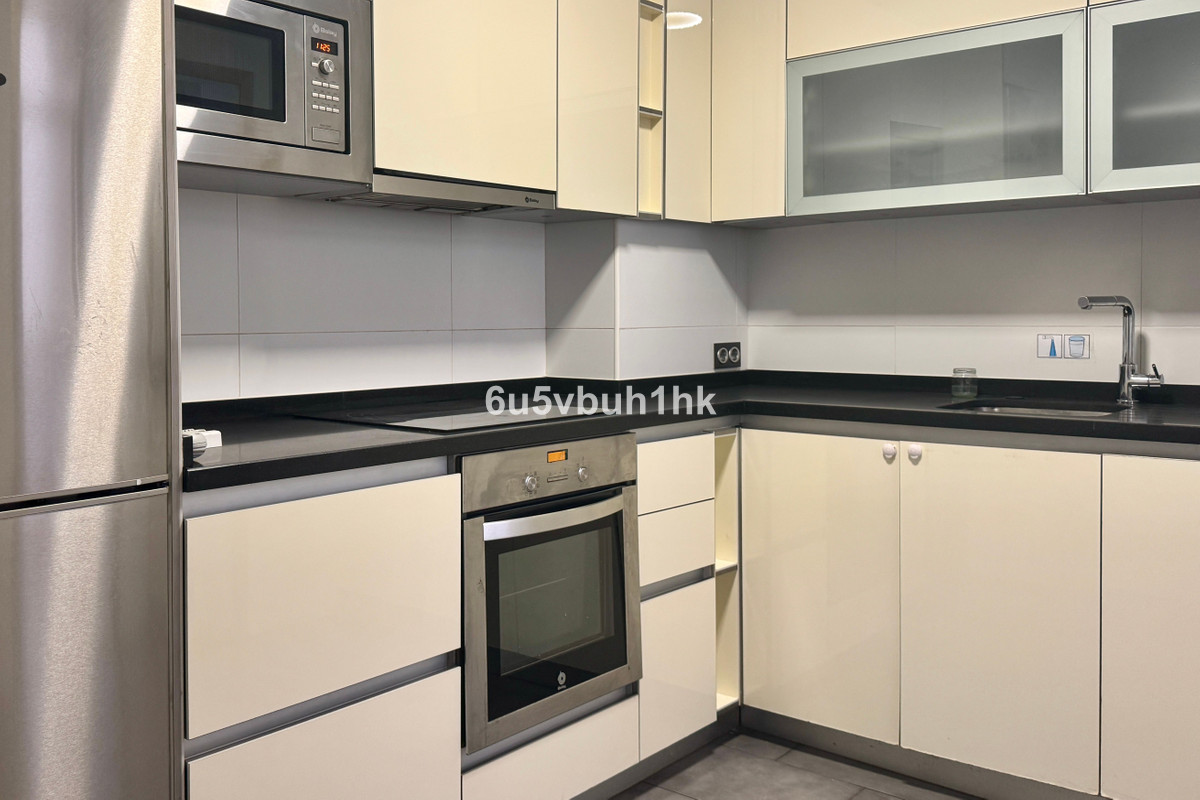 Se vende Apartamento Planta Baja de 3 dormitorios en Costa Del Sol, Málaga, España