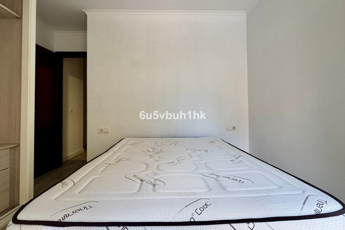 Se vende Apartamento Planta Baja de 3 dormitorios en Costa Del Sol, Málaga, España