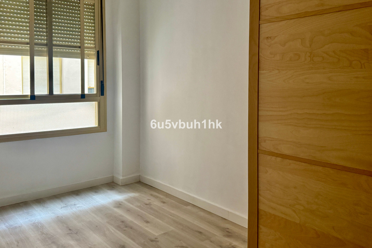 Se vende Apartamento Planta Baja de 3 dormitorios en Costa Del Sol, Málaga, España