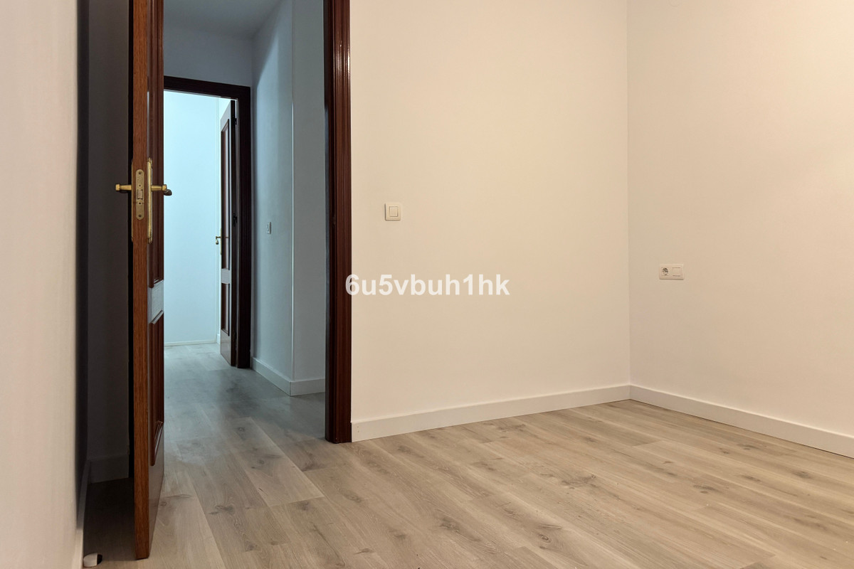 Se vende Apartamento Planta Baja de 3 dormitorios en Costa Del Sol, Málaga, España